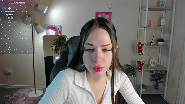 Lana Stones online show from January 2026 12:25:01 AM