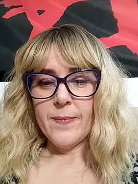 Amelialove42 online show from February 2026 07:28:02 PM