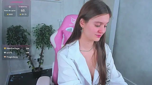 Renesmy Black online show from April 2026 02:51:02 AM