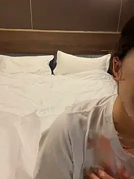 zhenzhen666 online show from November 2025 12:40:02 PM