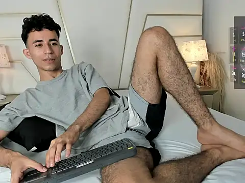 Zahir Ashar online show from November 2025 11:23:02 AM