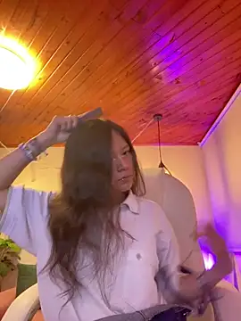 Ninfa pink online show from November 2025 05:27:01 PM