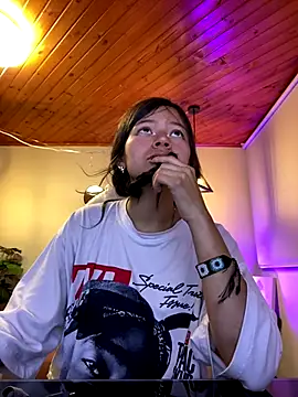 Ninfa pink online show from December 2025 06:47:02 PM