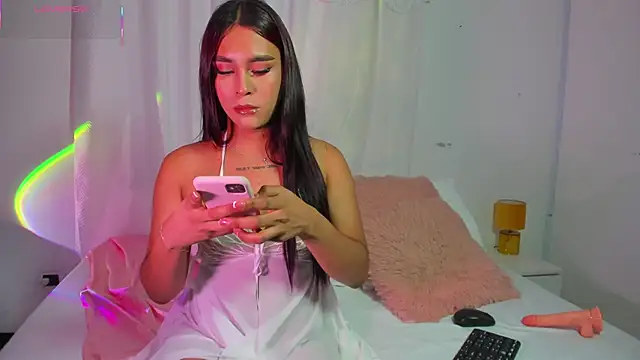 Grecia Moore online show from January 2026 08:45:02 PM