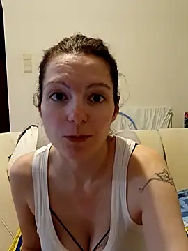 labellerose online show from April 2026 06:52:01 PM