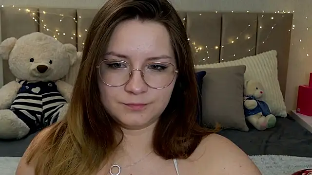 Snapshot of Briarx chatting on May 2026 07:44:02 PM Briarx online show from May 2026 07:44:02 PM