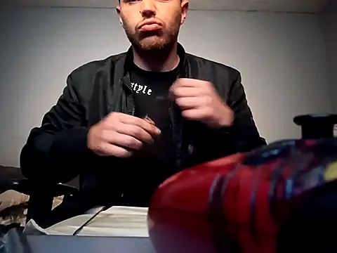 Alexszader36 online show from April 2026 09:40:02 PM