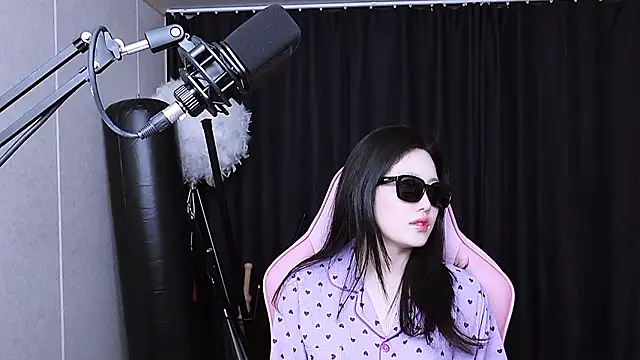 MISA 02 online show from November 2025 02:06:01 PM