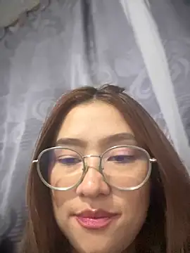 Snapshot of Lexxa_peach chatting on October 2025 05:10:01 AM Lexxa peach online show from October 2025 05:10:01 AM