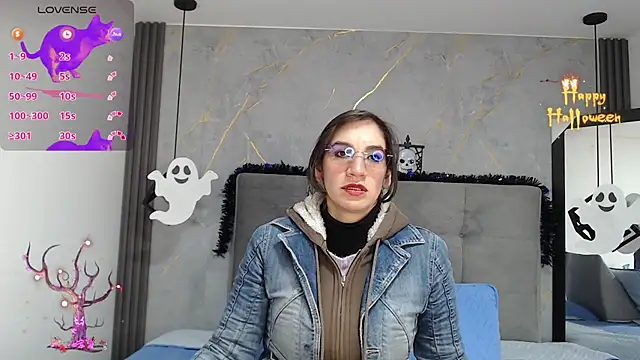 Snapshot of Saamanthaa_02 chatting on October 2025 02:40:01 PM Saamanthaa 02 online show from October 2025 02:40:01 PM