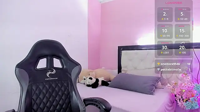 Barbieteeen online show from April 2026 04:42:01 AM