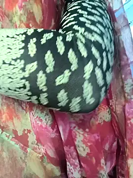 Snapshot of rasmi_powar chatting on November 2025 02:44:01 AM rasmi powar online show from November 2025 02:44:01 AM