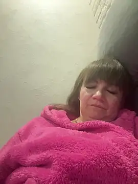 Butterfly8385 online show from April 2026 10:41:02 PM