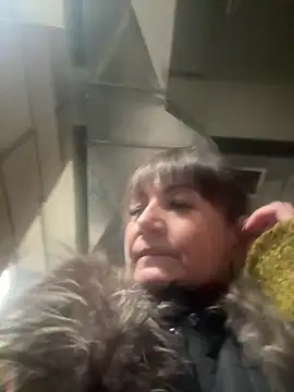 Butterfly8385 online show from April 2026 08:15:01 AM