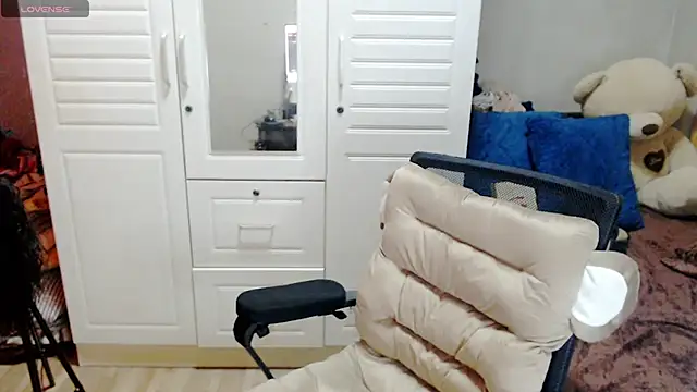 BellaMistressJhax online show from February 2026 06:04:01 PM