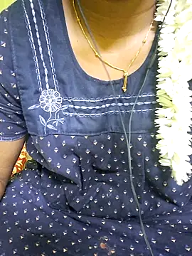 Snapshot of tamil_kanaka chatting on May 2026 04:31:01 AM tamil kanaka online show from May 2026 04:31:01 AM