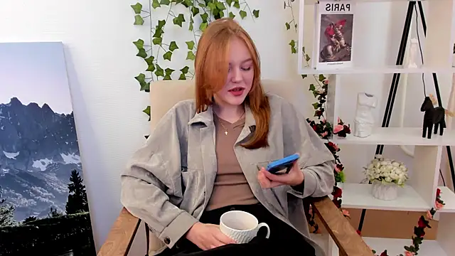 Snapshot of VernellArey chatting on October 2025 06:23:01 AM VernellArey online show from October 2025 06:23:01 AM