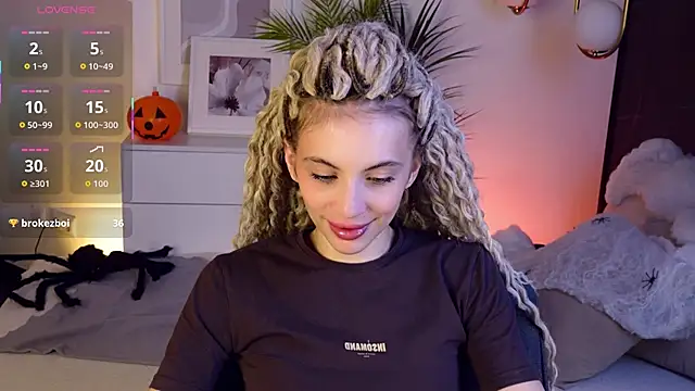 mia silkk online show from November 2025 06:26:02 AM