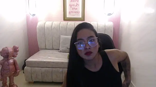 Snapshot of danna_sweet_s chatting on October 2025 08:51:02 PM danna sweet s online show from October 2025 08:51:02 PM