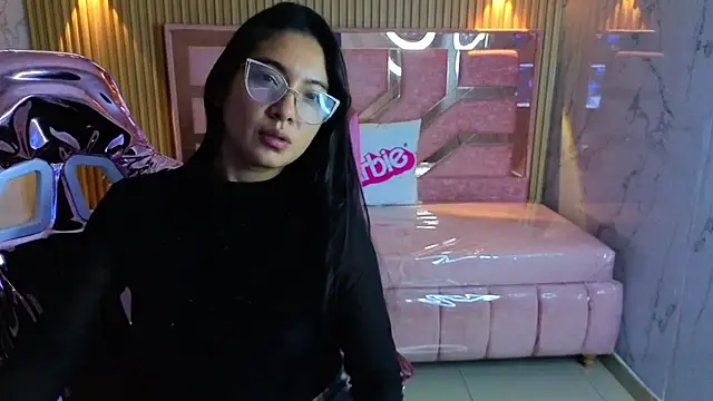 Snapshot of danna_sweet_s chatting on October 2025 03:21:02 AM danna sweet s online show from October 2025 03:21:02 AM