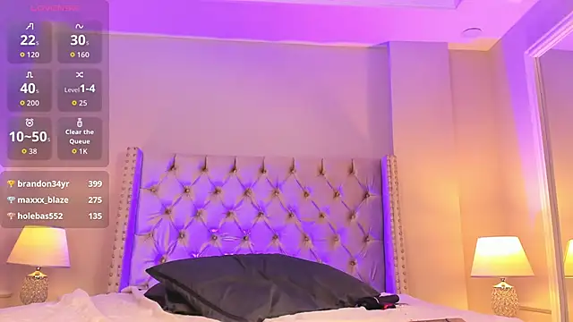 Charlie Storm  online show from November 2025 11:48:01 PM