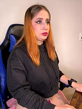 Adeline 1 online show from October 2025 09:15:02 PM