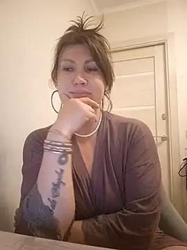 Ambika beauty online show from December 2025 08:16:02 PM