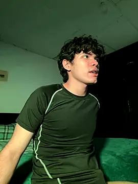 Im Camii online show from November 2025 05:17:02 PM