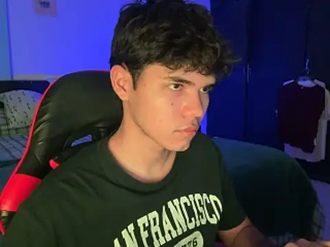 Im Camii online show from April 2026 07:58:02 PM