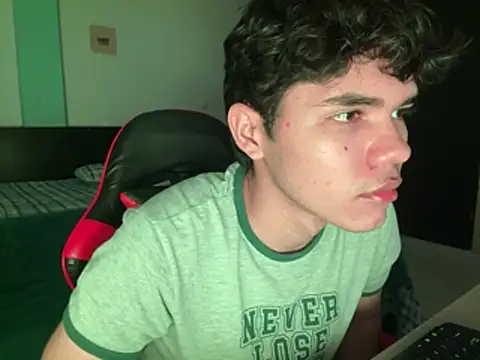 Im Camii online show from April 2026 06:54:02 PM