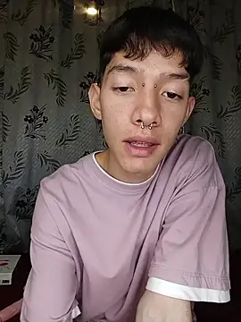 heyy noah11 online show from November 2025 01:25:02 AM