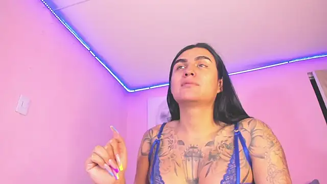 Snapshot of BiancaValentinna chatting on February 2026 07:09:02 PM BiancaValentinna online show from February 2026 07:09:02 PM