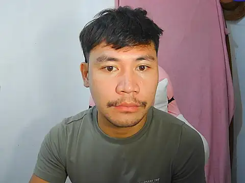 BennyHotPh online show from October 2025 04:22:02 AM