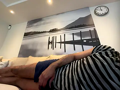 Yamaa2244 online show from November 2025 10:49:01 AM