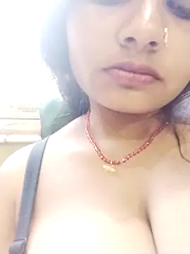 kiara-simmi online show from January 2026 01:21:02 AM