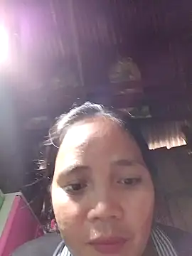 Snapshot of sweet_lara33 chatting on October 2025 07:18:01 AM sweet lara33 online show from October 2025 07:18:01 AM