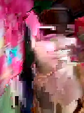 Snapshot of sweet_lara33 chatting on October 2025 02:00:02 AM sweet lara33 online show from October 2025 02:00:02 AM