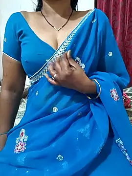 Snapshot of Best_Kannada_Couple chatting on October 2025 05:13:02 PM Best Kannada Couple online show from October 2025 05:13:02 PM