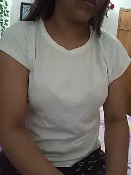 Snapshot of Tanha18 chatting on June 2026 01:17:02 PM Tanha18 online show from June 2026 01:17:02 PM