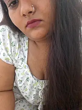 Snapshot of Saffroncutie chatting on October 2025 02:06:02 PM Saffroncutie online show from October 2025 02:06:02 PM