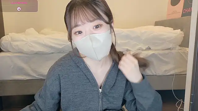 yura ra ra online show from April 2026 03:15:02 PM