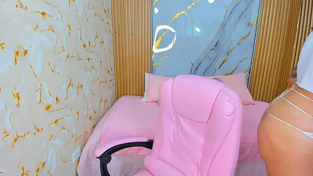 GenesisBlaze online show from November 2025 06:50:02 PM