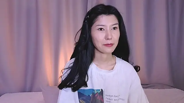 Snapshot of sunarinsun chatting on April 2026 10:59:01 PM sunarinsun online show from April 2026 10:59:01 PM