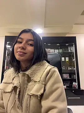 AlyssaRay online show from February 2026 07:10:02 PM