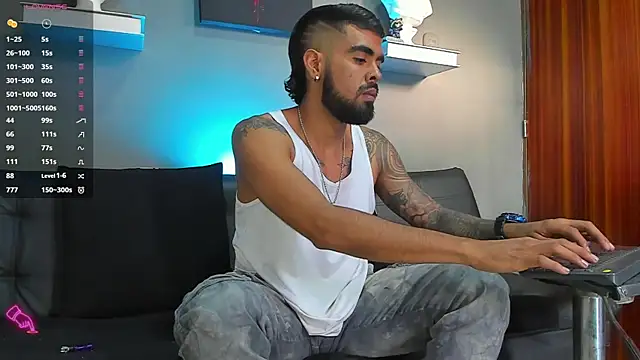 Snapshot of black_kameron_ chatting on October 2025 09:50:01 PM black kameron online show from October 2025 09:50:01 PM