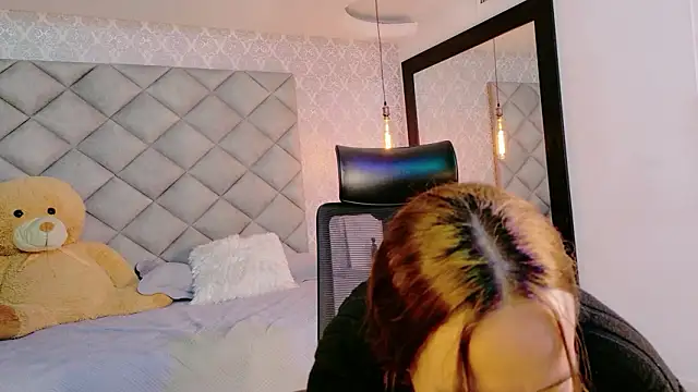 CARO ADAMS1 online show from February 2026 11:04:02 AM