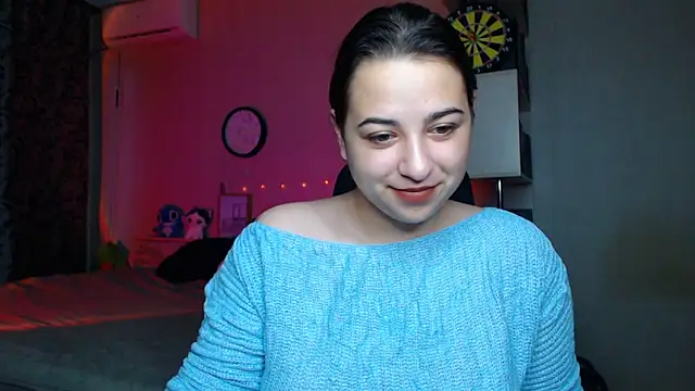 Snapshot of OliviaHeart chatting on October 2025 03:07:02 AM OliviaHeart online show from October 2025 03:07:02 AM