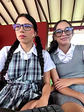 l0lita sweet online show from February 2026 04:22:02 PM