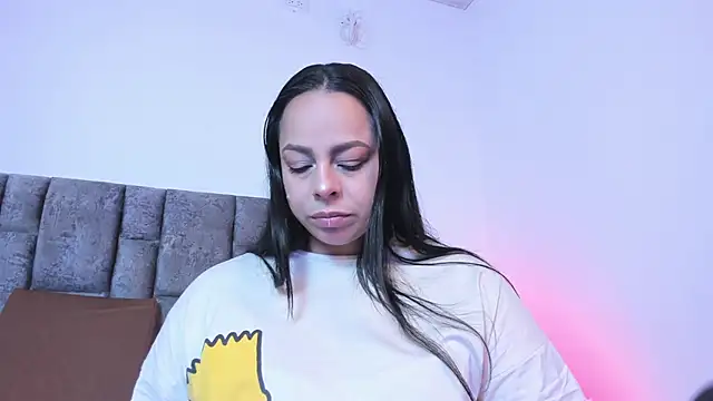 Snapshot of MILA_QUINN chatting on October 2025 12:05:02 PM MILA QUINN online show from October 2025 12:05:02 PM