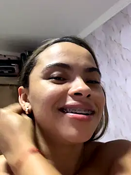 safadinhaquenteW online show from November 2025 09:15:02 PM